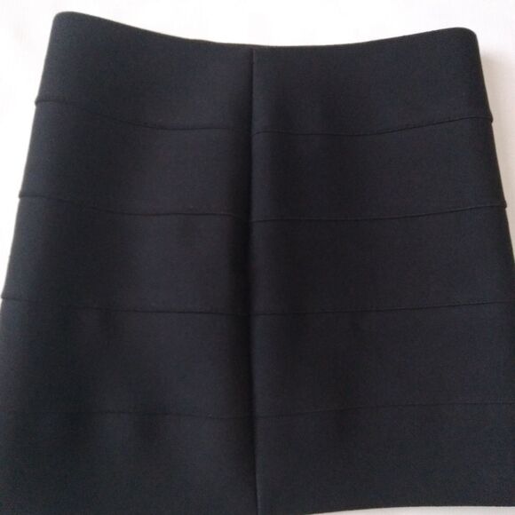Pleasure Doing Business Black Mini Length Bodycon Bandage Skirt Women's Medium - Picture 9 of 11
